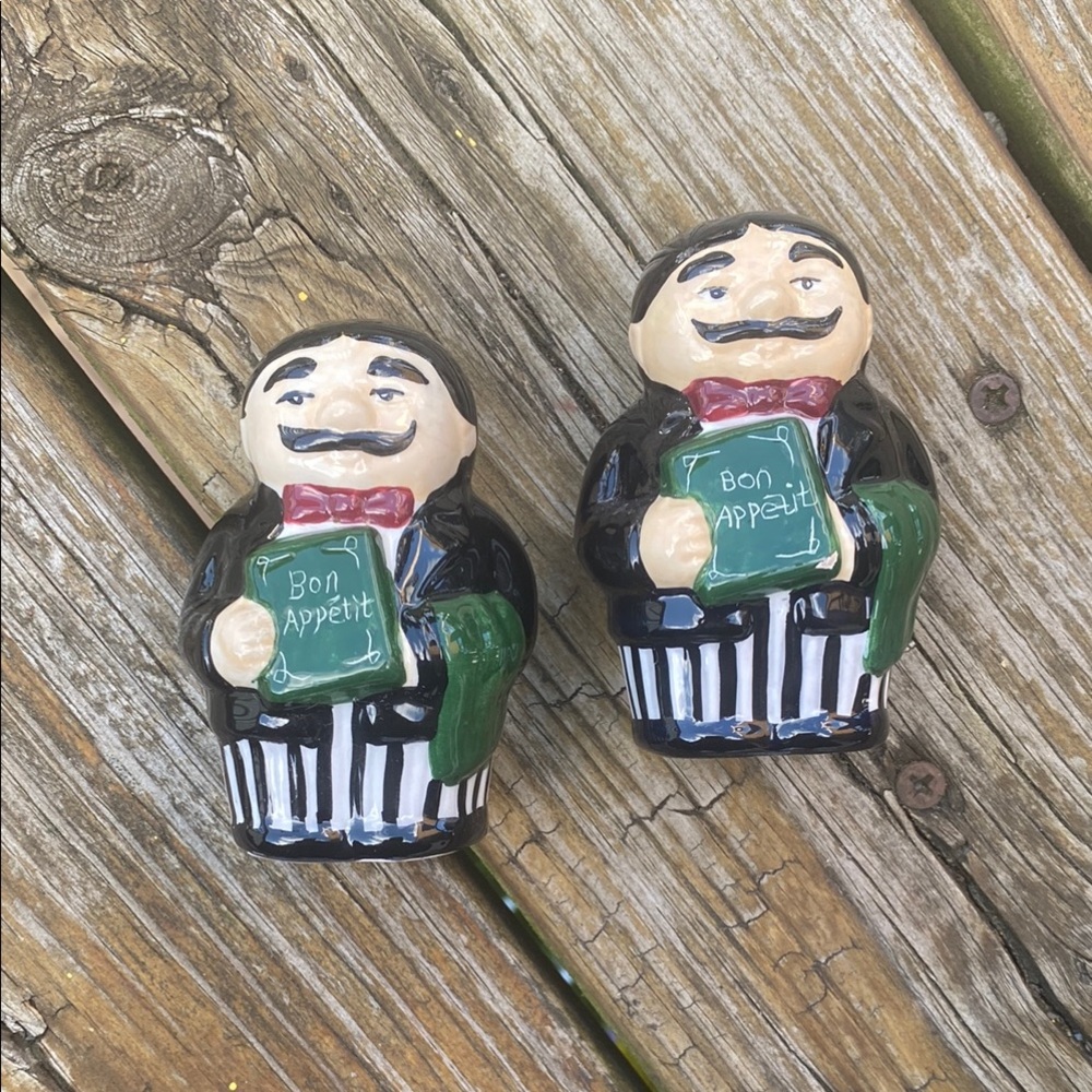 Vintage Charming Chef Salt and Pepper Shakers